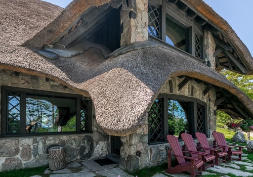 The Significance of Thatched Roofs in Traditional Hawaiian Homes